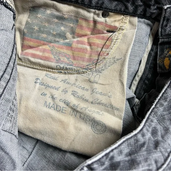 Robin's Jean Men's Raw Denim Straight Leg Black Jeans with Studs, size 38